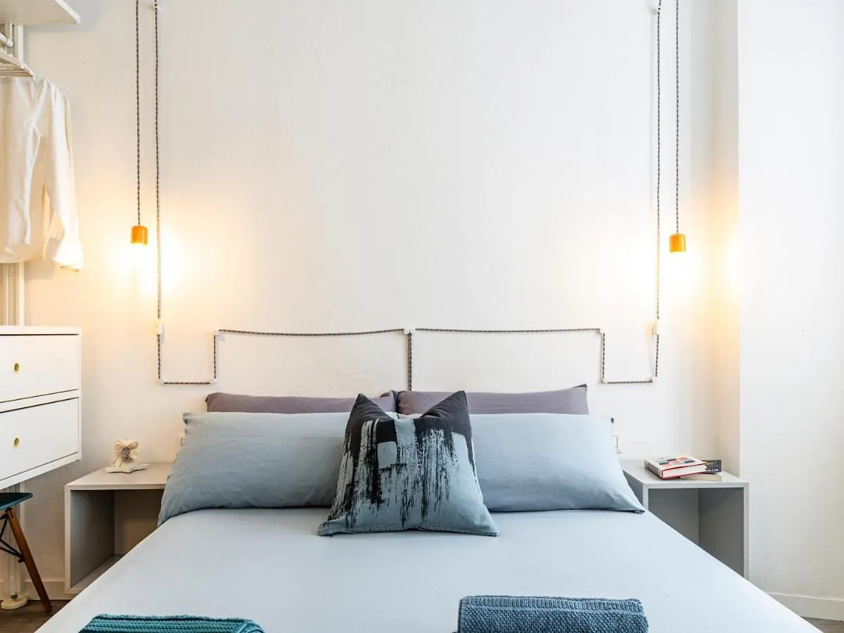 The Blue Nest Life&Art Studio Apartment Bergamo
