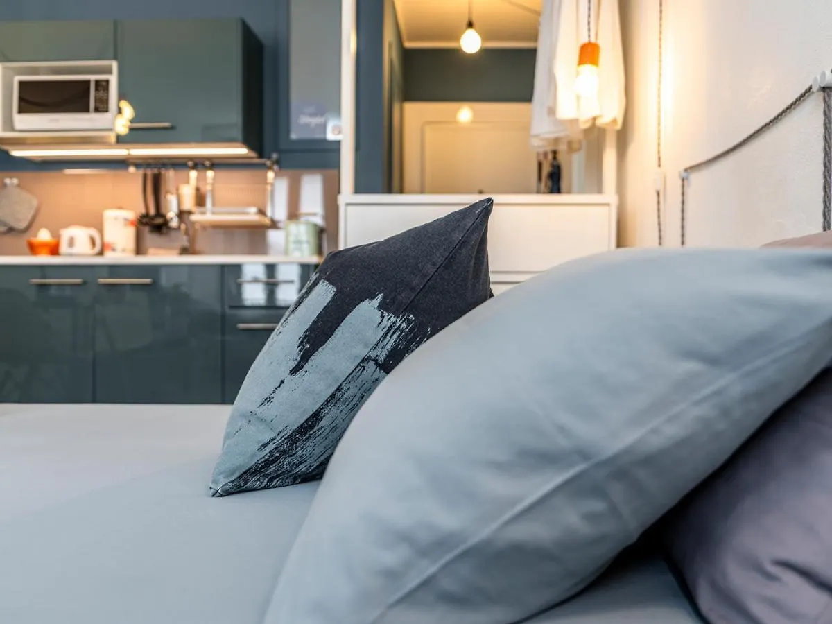 The Blue Nest Life&Art Studio Apartment Bergamo 0*,  Italy