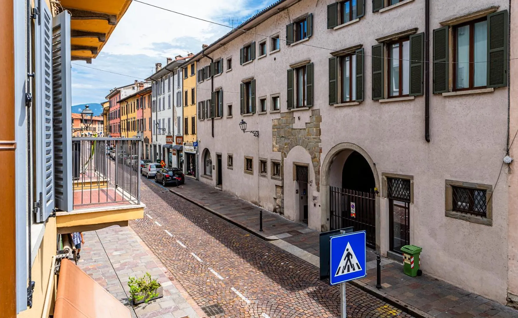The Blue Nest Life&Art Studio Apartment Bergamo