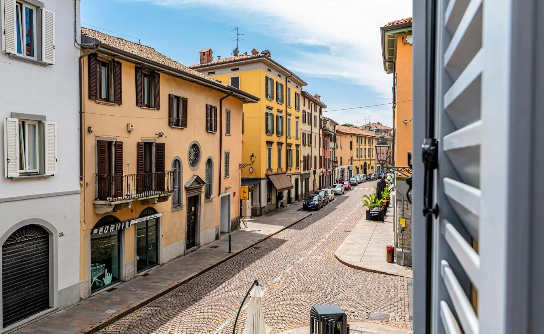 The Blue Nest Life&Art Studio Bergamo 0*,  Italien